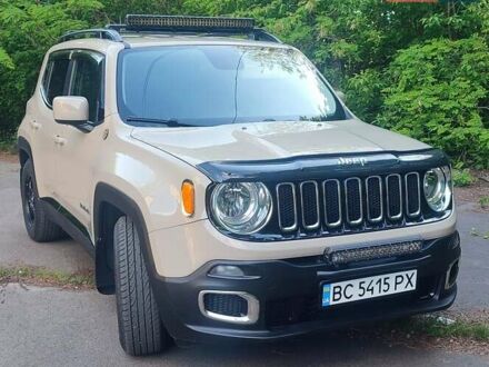 Джип Ренегат 2015 в Трускавце на Automoto.ua Бежевый Джип Ренегат, объемом двигателя 1.37 л и пробегом 165 тыс. км за 12000 $, фото 1 на Automoto.ua