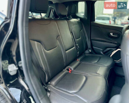 Джип Ренегат 2015 у Києві на Automoto.ua Чорний Джип Ренегат, об'ємом двигуна 2.4 л та пробігом 96 тис. км за 12600 $, фото 17 на Automoto.ua