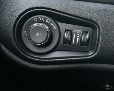 Черный Джип Ренегат, объемом двигателя 2.36 л и пробегом 212 тыс. км за 12000 $, фото 27 на Automoto.ua