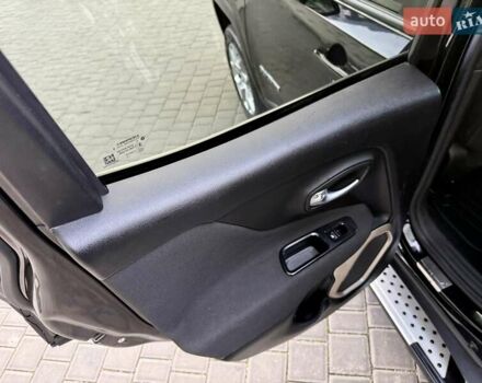 Джип Ренегат 2015 в Одессе на Automoto.ua Черный Джип Ренегат, объемом двигателя 2.36 л и пробегом 160 тыс. км за 11800 $, фото 60 на Automoto.ua