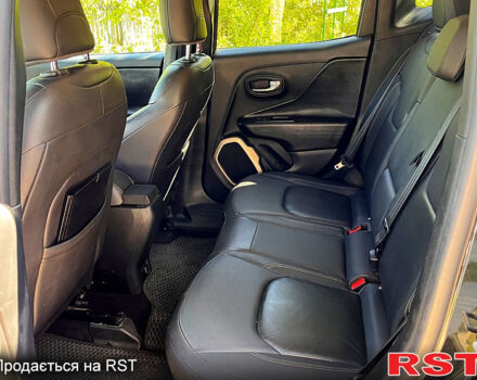 Черный Джип Ренегат, объемом двигателя 2.4 л и пробегом 143 тыс. км за 12800 $, фото 6 на Automoto.ua