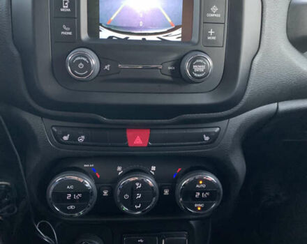 Черный Джип Ренегат, объемом двигателя 2.36 л и пробегом 212 тыс. км за 12000 $, фото 19 на Automoto.ua