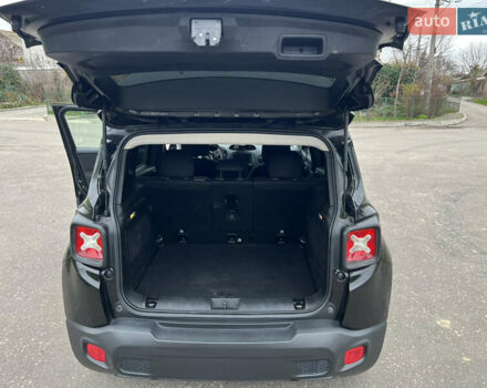 Черный Джип Ренегат, объемом двигателя 2.4 л и пробегом 146 тыс. км за 10999 $, фото 18 на Automoto.ua