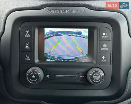 Джип Ренегат 2015 у Києві на Automoto.ua Чорний Джип Ренегат, об'ємом двигуна 2.4 л та пробігом 96 тис. км за 12600 $, фото 28 на Automoto.ua