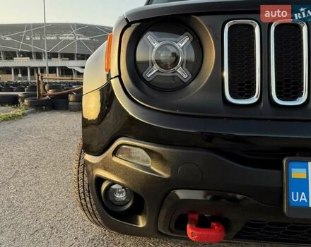 Черный Джип Ренегат, объемом двигателя 2.36 л и пробегом 172 тыс. км за 13331 $, фото 9 на Automoto.ua