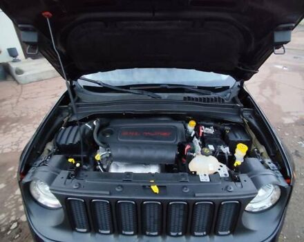 Чорний Джип Ренегат, об'ємом двигуна 2.36 л та пробігом 174 тис. км за 13300 $, фото 48 на Automoto.ua