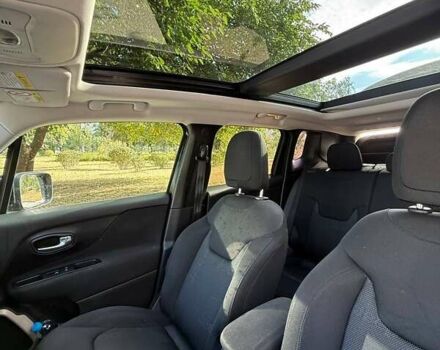 Черный Джип Ренегат, объемом двигателя 2.36 л и пробегом 99 тыс. км за 12900 $, фото 6 на Automoto.ua