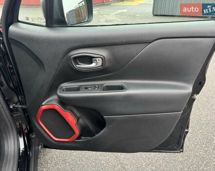 Чорний Джип Ренегат, об'ємом двигуна 2.4 л та пробігом 155 тис. км за 12800 $, фото 21 на Automoto.ua