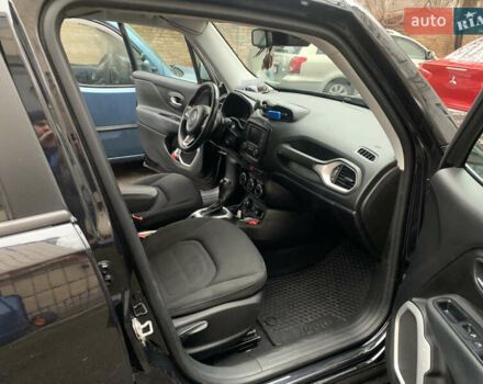 Чорний Джип Ренегат, об'ємом двигуна 1.33 л та пробігом 215 тис. км за 13900 $, фото 8 на Automoto.ua