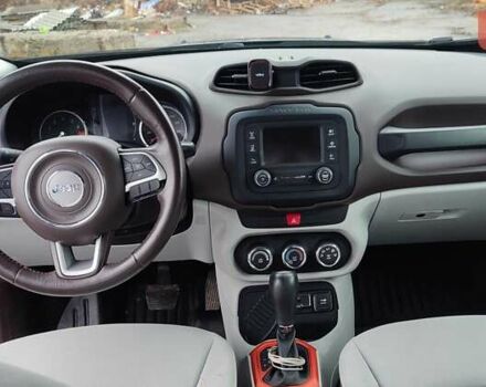 Джип Ренегат 2016 в Виннице на Automoto.ua Черный Джип Ренегат, объемом двигателя 2.4 л и пробегом 99 тыс. км за 12800 $, фото 9 на Automoto.ua