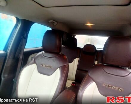 Черный Джип Ренегат, объемом двигателя 2.4 л и пробегом 106 тыс. км за 11999 $, фото 7 на Automoto.ua