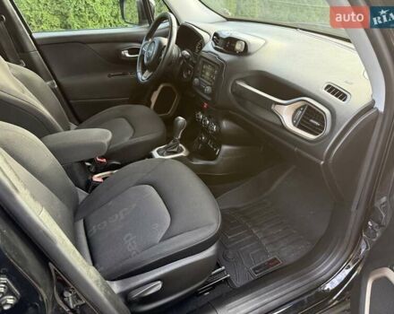 Черный Джип Ренегат, объемом двигателя 2.36 л и пробегом 190 тыс. км за 11800 $, фото 40 на Automoto.ua