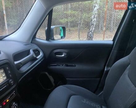 Черный Джип Ренегат, объемом двигателя 1.37 л и пробегом 74 тыс. км за 18582 $, фото 8 на Automoto.ua
