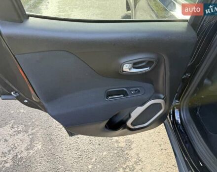 Черный Джип Ренегат, объемом двигателя 2.36 л и пробегом 190 тыс. км за 11800 $, фото 31 на Automoto.ua