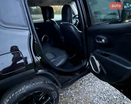Джип Ренегат 2016 в Броварах на Automoto.ua Черный Джип Ренегат, объемом двигателя 2.36 л и пробегом 148 тыс. км за 11500 $, фото 8 на Automoto.ua