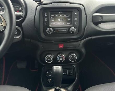 Чорний Джип Ренегат, об'ємом двигуна 2.36 л та пробігом 168 тис. км за 12300 $, фото 22 на Automoto.ua