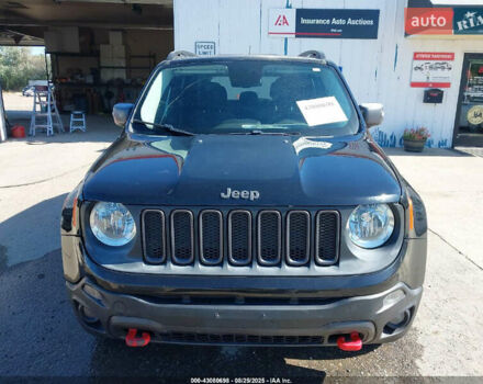 Чорний Джип Ренегат, об'ємом двигуна 2.4 л та пробігом 162 тис. км за 1500 $, фото 4 на Automoto.ua