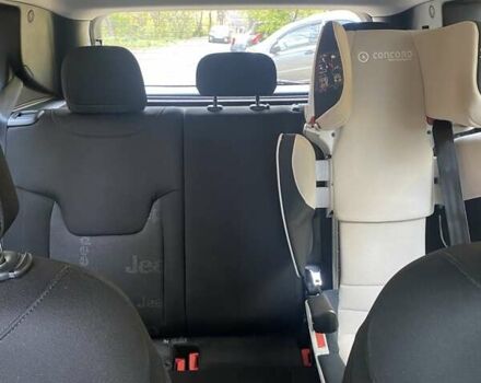 Черный Джип Ренегат, объемом двигателя 1.37 л и пробегом 74 тыс. км за 18582 $, фото 13 на Automoto.ua