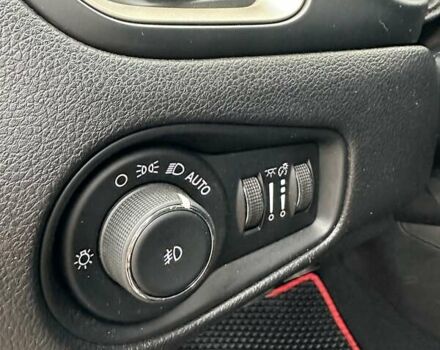 Чорний Джип Ренегат, об'ємом двигуна 2.36 л та пробігом 168 тис. км за 12300 $, фото 14 на Automoto.ua