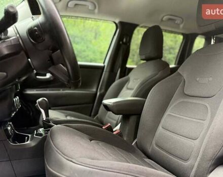 Черный Джип Ренегат, объемом двигателя 2.36 л и пробегом 189 тыс. км за 12500 $, фото 10 на Automoto.ua