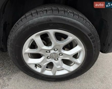 Чорний Джип Ренегат, об'ємом двигуна 2.36 л та пробігом 120 тис. км за 13500 $, фото 3 на Automoto.ua