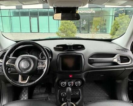 Чорний Джип Ренегат, об'ємом двигуна 2.36 л та пробігом 149 тис. км за 14200 $, фото 12 на Automoto.ua