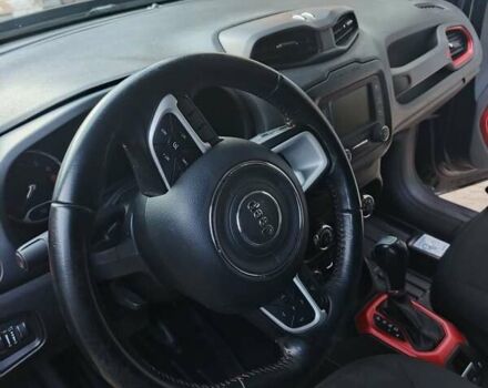 Джип Ренегат 2017 у Ирпене на Automoto.ua Чорний Джип Ренегат, об'ємом двигуна 2.36 л та пробігом 170 тис. км за 13500 $, фото 13 на Automoto.ua