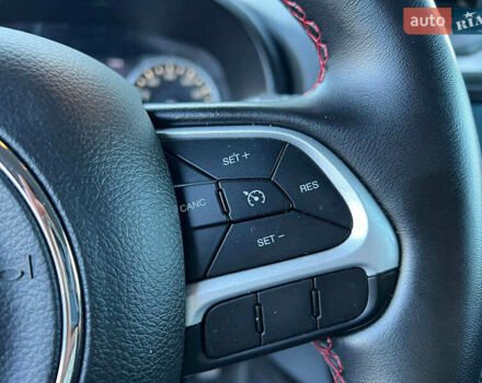 Черный Джип Ренегат, объемом двигателя 2.4 л и пробегом 76 тыс. км за 12990 $, фото 23 на Automoto.ua