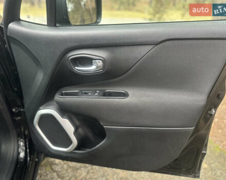 Черный Джип Ренегат, объемом двигателя 2.36 л и пробегом 110 тыс. км за 12900 $, фото 10 на Automoto.ua