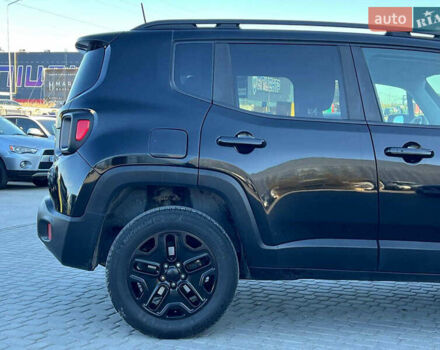 Черный Джип Ренегат, объемом двигателя 2.4 л и пробегом 76 тыс. км за 12990 $, фото 8 на Automoto.ua