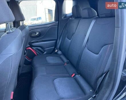 Черный Джип Ренегат, объемом двигателя 2.4 л и пробегом 76 тыс. км за 12990 $, фото 39 на Automoto.ua