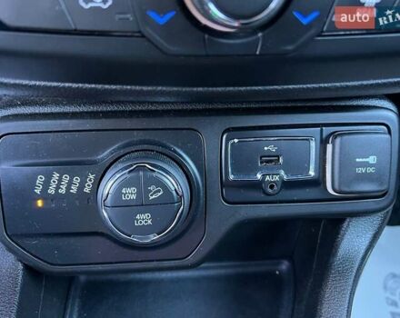 Черный Джип Ренегат, объемом двигателя 2.4 л и пробегом 76 тыс. км за 12990 $, фото 32 на Automoto.ua