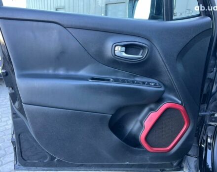 Черный Джип Ренегат, объемом двигателя 2.4 л и пробегом 76 тыс. км за 12990 $, фото 15 на Automoto.ua