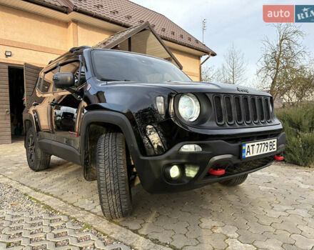 Чорний Джип Ренегат, об'ємом двигуна 2.36 л та пробігом 97 тис. км за 16100 $, фото 8 на Automoto.ua