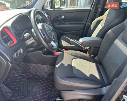 Черный Джип Ренегат, объемом двигателя 2.36 л и пробегом 95 тыс. км за 16000 $, фото 7 на Automoto.ua