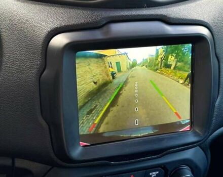 Джип Ренегат 2018 в Ровно на Automoto.ua Черный Джип Ренегат, объемом двигателя 2.36 л и пробегом 99 тыс. км за 12600 $, фото 9 на Automoto.ua