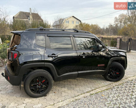 Чорний Джип Ренегат, об'ємом двигуна 2.36 л та пробігом 97 тис. км за 16100 $, фото 6 на Automoto.ua
