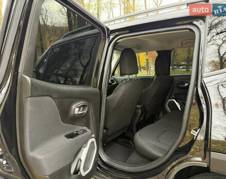 Чорний Джип Ренегат, об'ємом двигуна 2.4 л та пробігом 143 тис. км за 13500 $, фото 46 на Automoto.ua