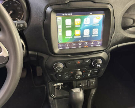 Джип Ренегат 2018 в Киеве на Automoto.ua Черный Джип Ренегат, объемом двигателя 2.36 л и пробегом 82 тыс. км за 11500 $, фото 6 на Automoto.ua