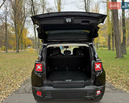 Чорний Джип Ренегат, об'ємом двигуна 2.4 л та пробігом 143 тис. км за 13500 $, фото 52 на Automoto.ua