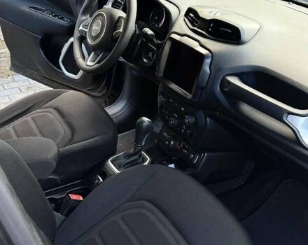 Джип Ренегат 2018 в Ровно на Automoto.ua Черный Джип Ренегат, объемом двигателя 2.36 л и пробегом 99 тыс. км за 12600 $, фото 7 на Automoto.ua