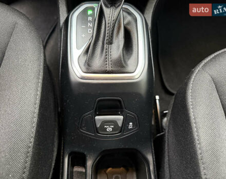 Чорний Джип Ренегат, об'ємом двигуна 2.4 л та пробігом 143 тис. км за 13500 $, фото 44 на Automoto.ua