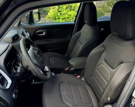 Джип Ренегат 2018 в Ровно на Automoto.ua Черный Джип Ренегат, объемом двигателя 2.36 л и пробегом 99 тыс. км за 12600 $, фото 11 на Automoto.ua