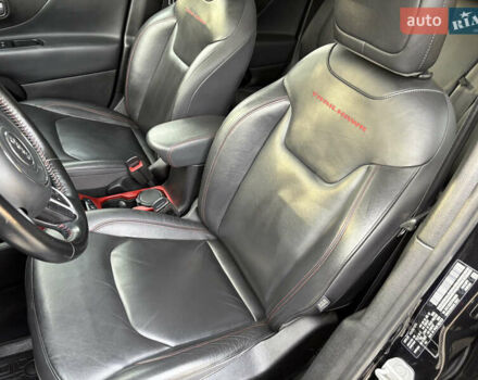 Чорний Джип Ренегат, об'ємом двигуна 2.36 л та пробігом 97 тис. км за 16100 $, фото 19 на Automoto.ua