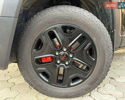 Чорний Джип Ренегат, об'ємом двигуна 2.36 л та пробігом 97 тис. км за 16100 $, фото 44 на Automoto.ua