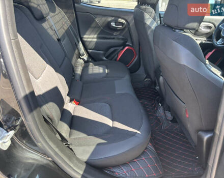 Черный Джип Ренегат, объемом двигателя 2.36 л и пробегом 95 тыс. км за 16000 $, фото 12 на Automoto.ua