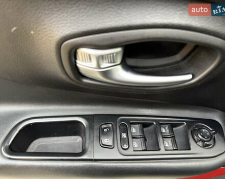 Чорний Джип Ренегат, об'ємом двигуна 2.36 л та пробігом 97 тис. км за 16100 $, фото 29 на Automoto.ua