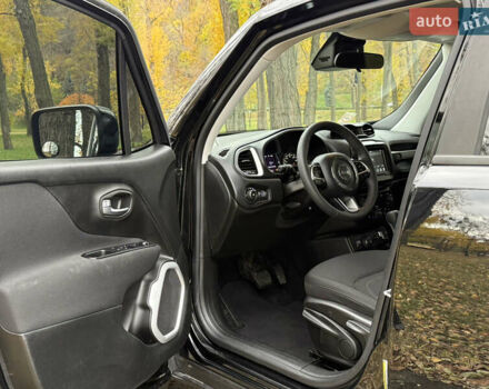 Чорний Джип Ренегат, об'ємом двигуна 2.4 л та пробігом 143 тис. км за 13500 $, фото 33 на Automoto.ua