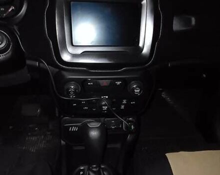 Чорний Джип Ренегат, об'ємом двигуна 2.36 л та пробігом 171 тис. км за 13600 $, фото 9 на Automoto.ua