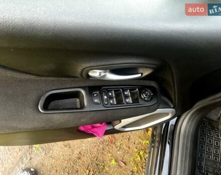 Чорний Джип Ренегат, об'ємом двигуна 2.36 л та пробігом 71 тис. км за 13999 $, фото 15 на Automoto.ua